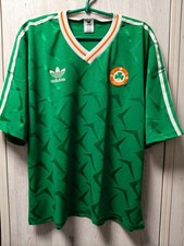 Size L-XL Republic of Ireland